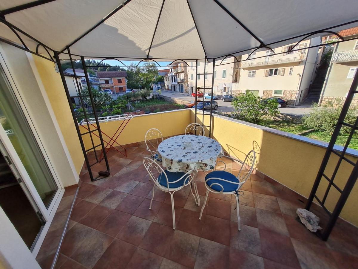 Zaton  Apartment Antic מראה חיצוני תמונה